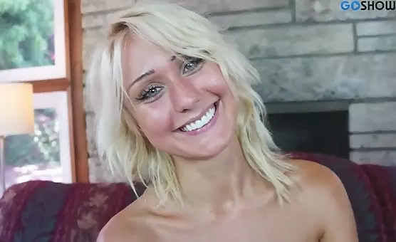 Nasty Blonde MILFs in Kinky Threesomes and Toys